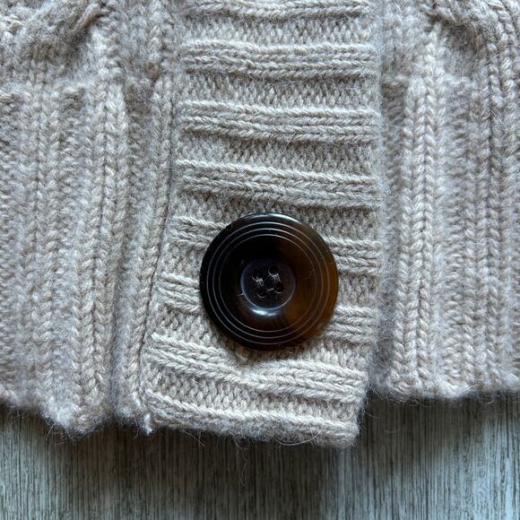 Abercrombie & Fitch Tan Y2K Cable Knit Button Down Cardigan Sweater Size Small - Picture 6 of 8